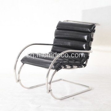 Kopja e karriges së rri kot moderne prej lëkure të zezë MR